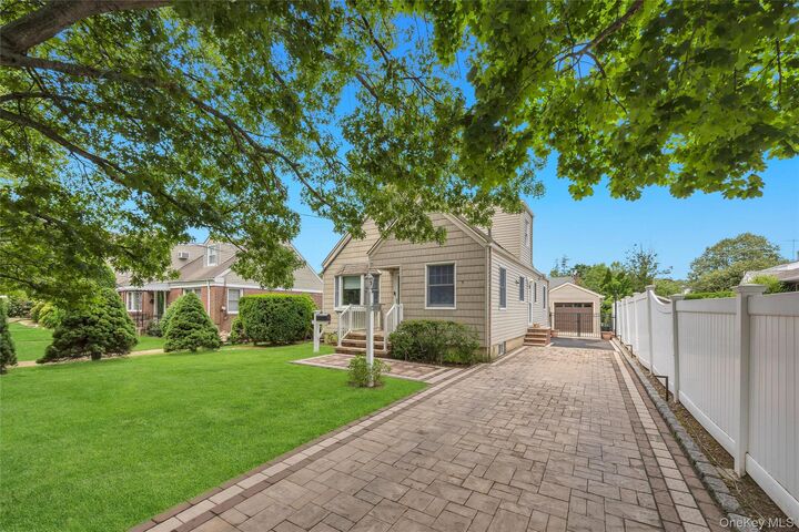 Property Photo: 2518 Harvey Avenue NY 11572