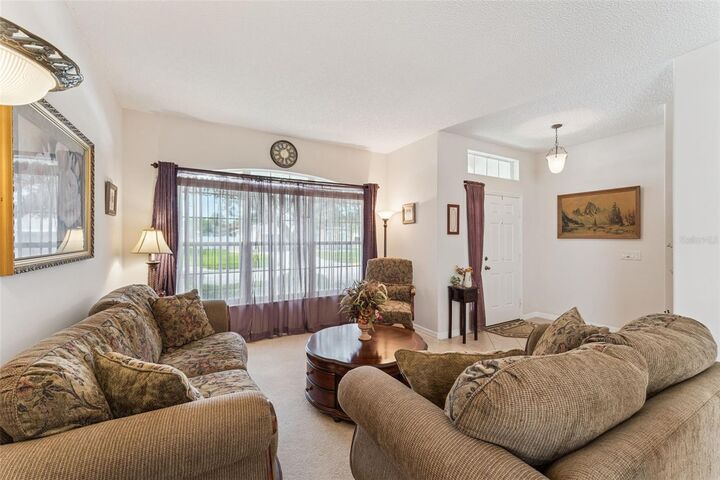 Property Photo: 9955 Medallion Bluff Lane FL 32829