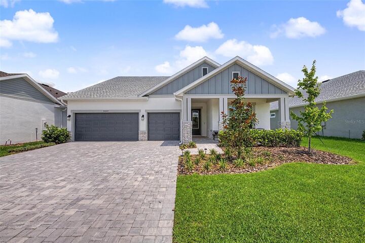 Property Photo: 31537 Hayman Loop FL 33543