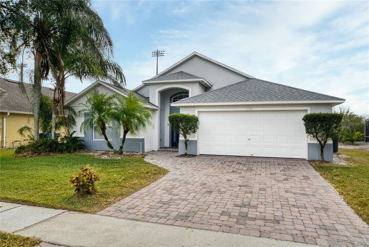 Property Photo:  1722 Tealbriar Avenue  FL 32765 