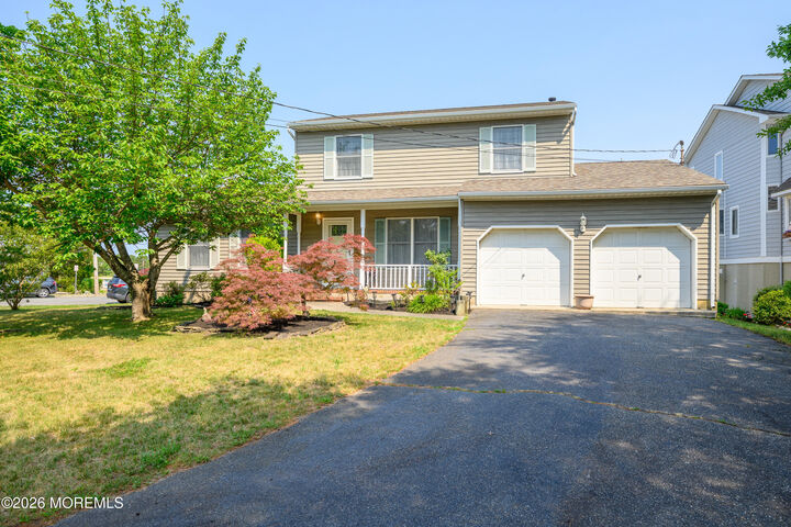 Property Photo: 1 E Avalon Avenue NJ 08740