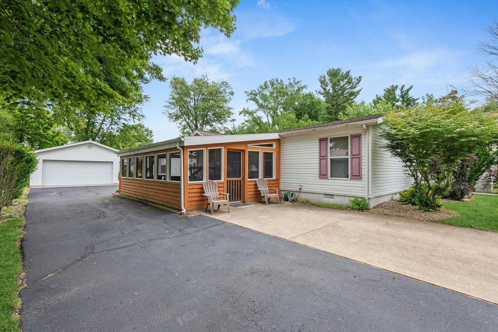 Property Photo: 227 S Jameson Street MI 49117