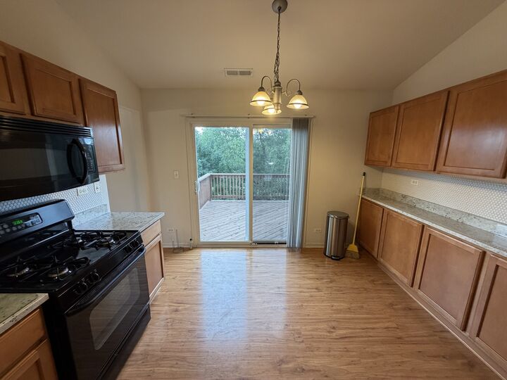 Property Photo: 465 Metropolitan Street IL 60502
