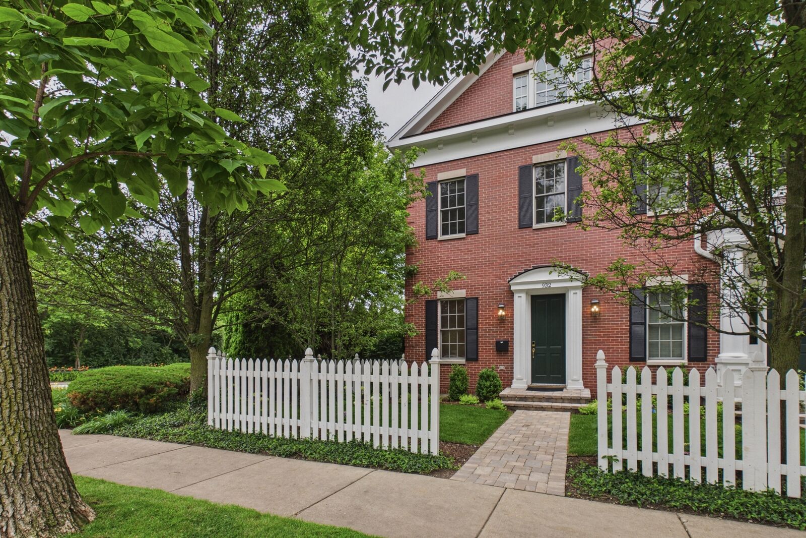 Property Photo:  932 Westmoor Road 932  IL 60093 