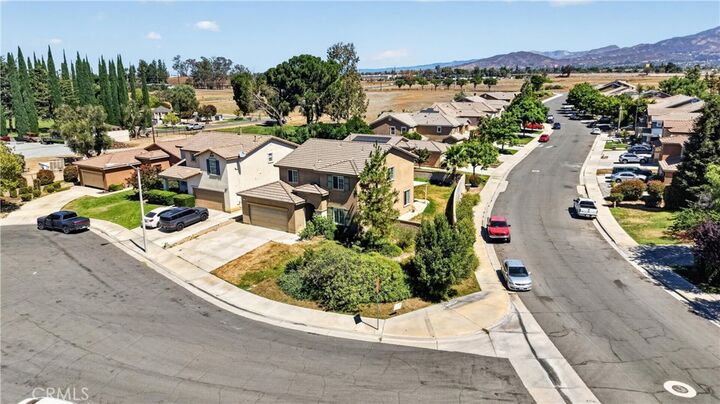 Property Photo:  1350 Gordon Court  CA 92223 