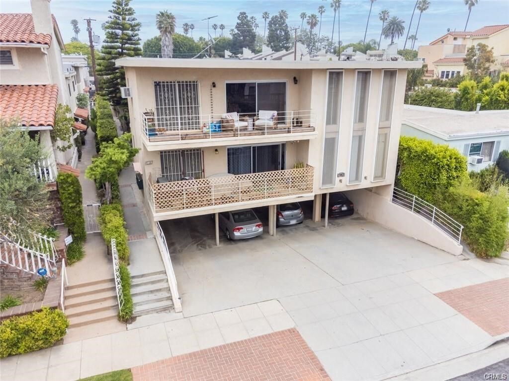 Property Photo:  943 19th  CA 90403 