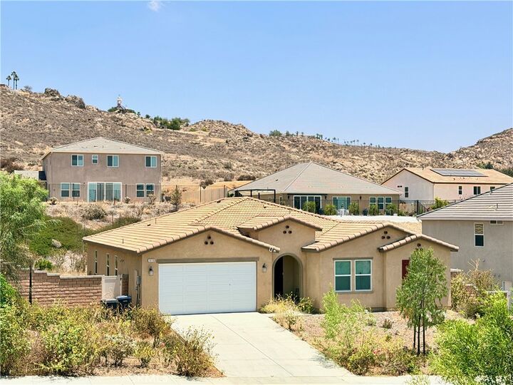 Property Photo:  7410 Wagon Trail  CA 92507 
