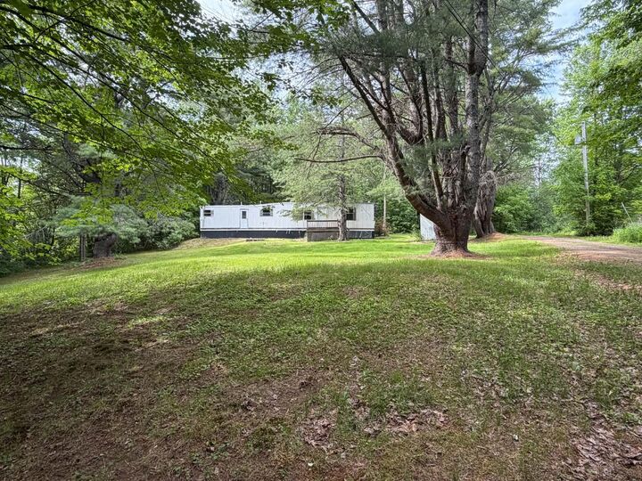 Property Photo:  895 W Plymouth Road  ME 04434 