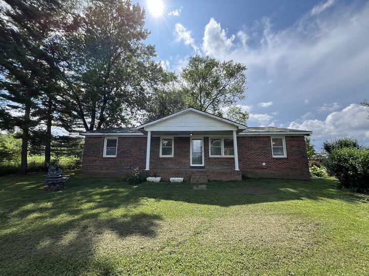 Property Photo:  481 McQuade Cir  TN 37110 