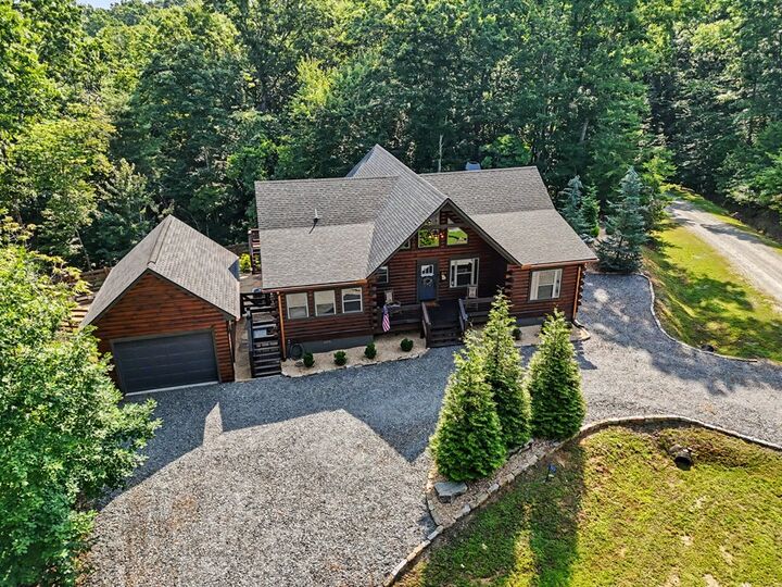 Property Photo: 363 River Ridge Drive GA 30513