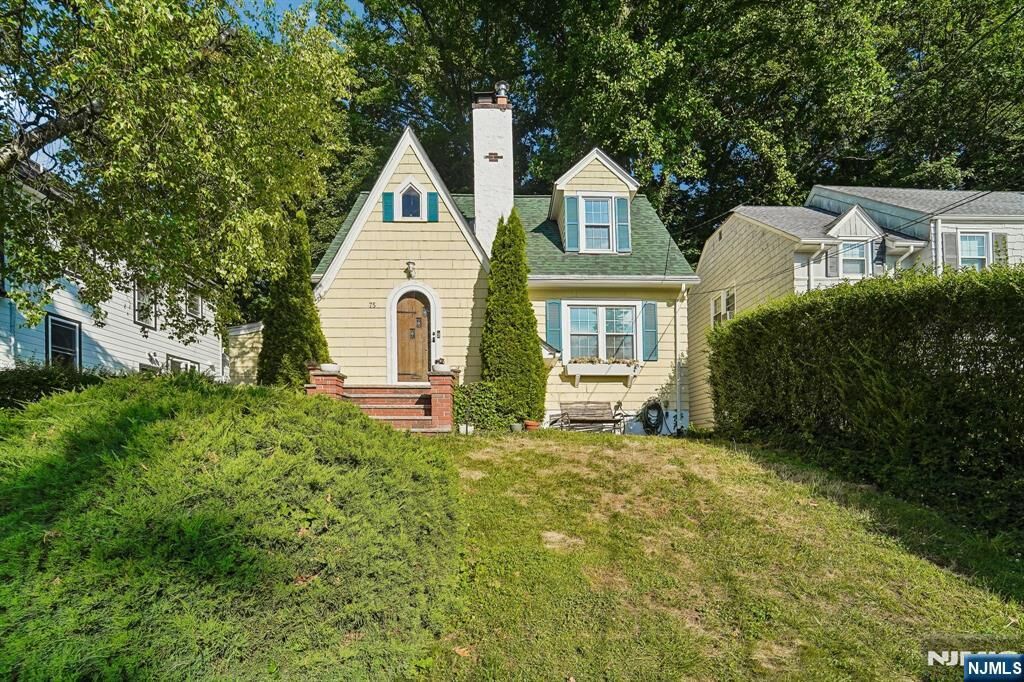 Property Photo: 75 Rollinson Street NJ 07052