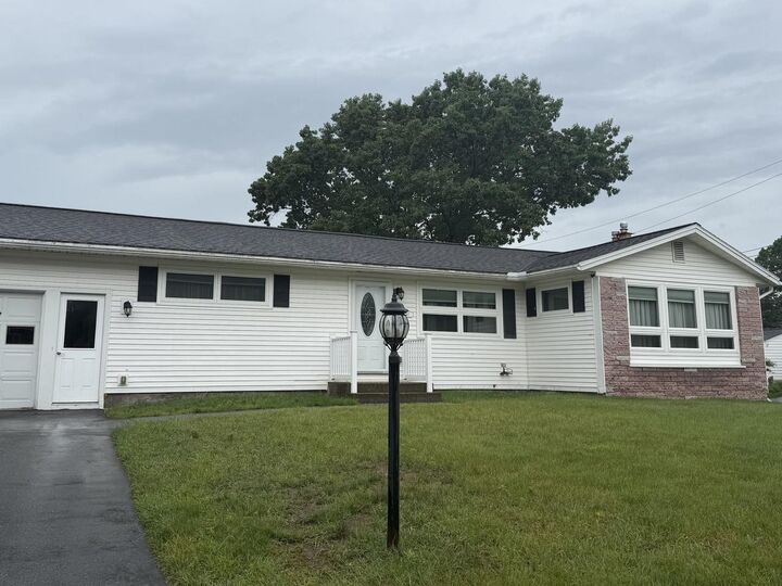 Property Photo: 42 Suburban Square VT 05403