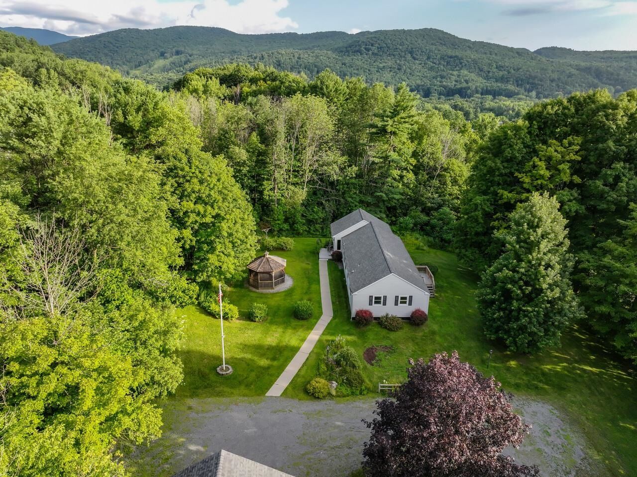 Property Photo:  240 Jericho Road  VT 05477 