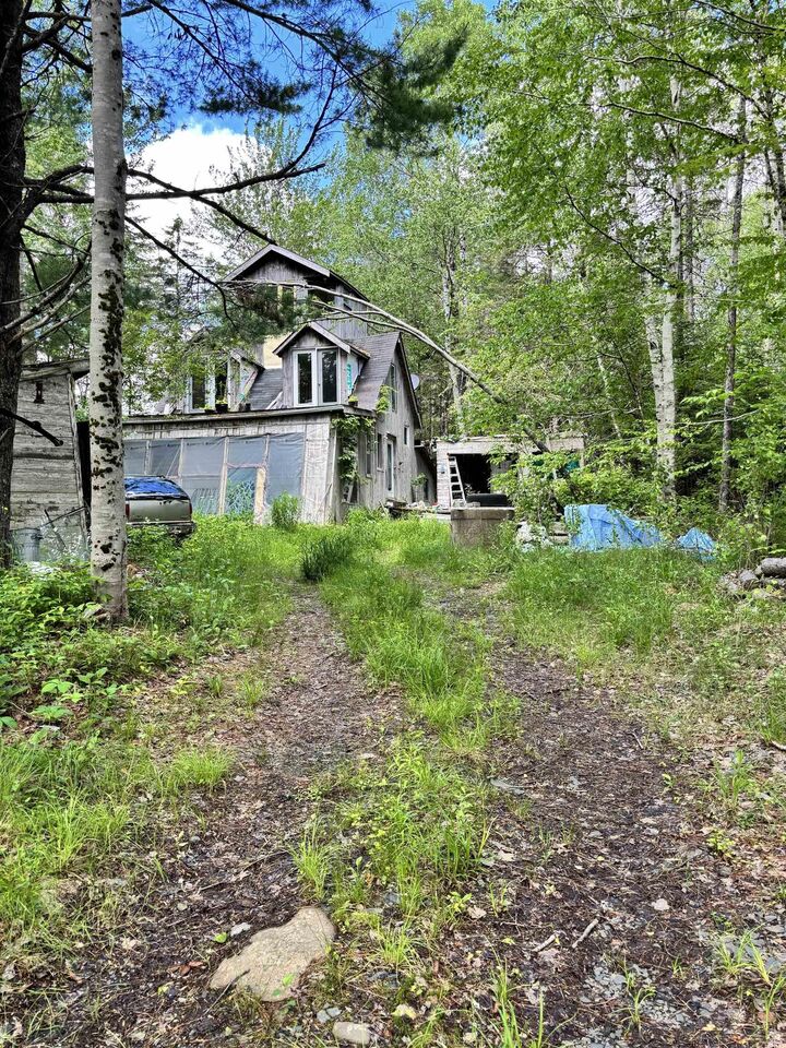 320 Charles Hill Road — photo 1