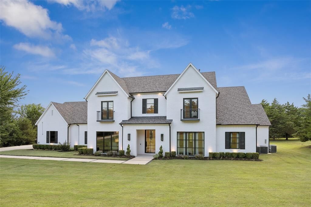 Property Photo: 7025 County Road 202 TX 75071