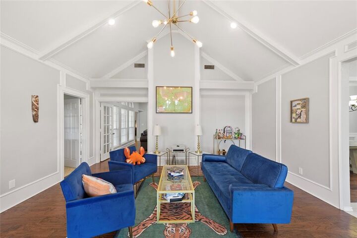 Property Photo:  1010 Westgate Drive  TX 75442 