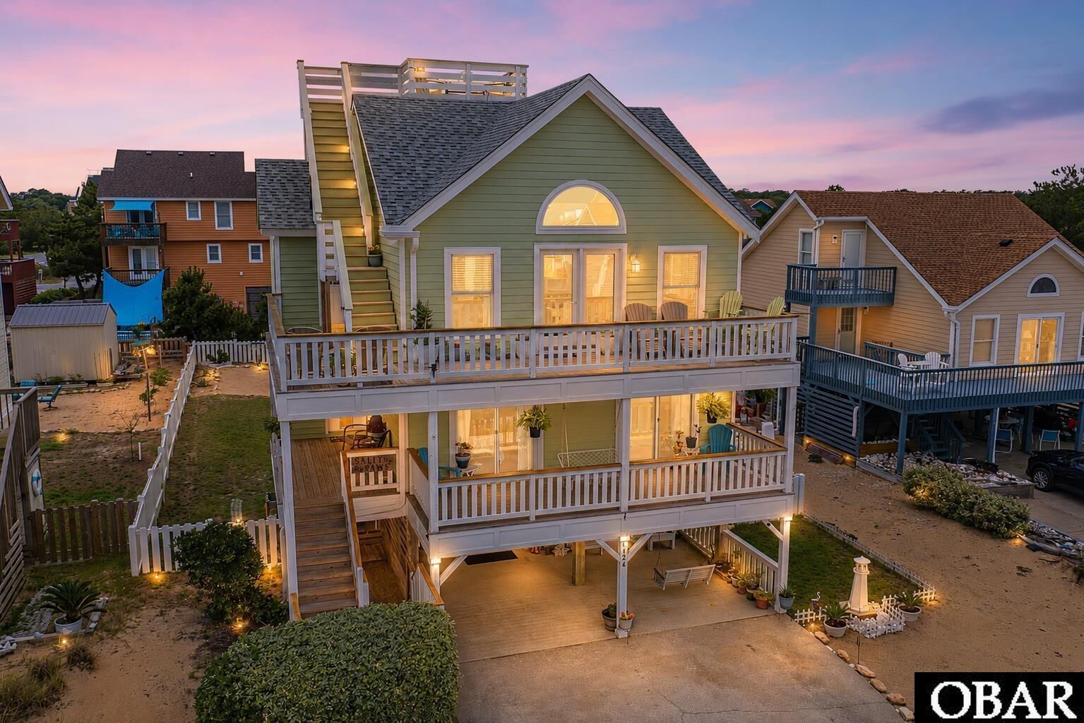 Property Photo: 4124 W Drifting Sands Court NC 27959