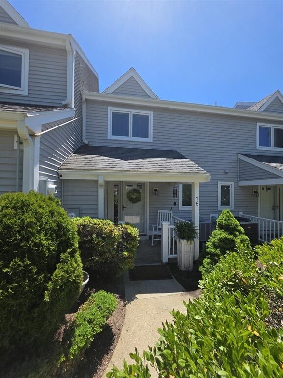 Property Photo:  16 Westcliff Dr 16  MA 02360 