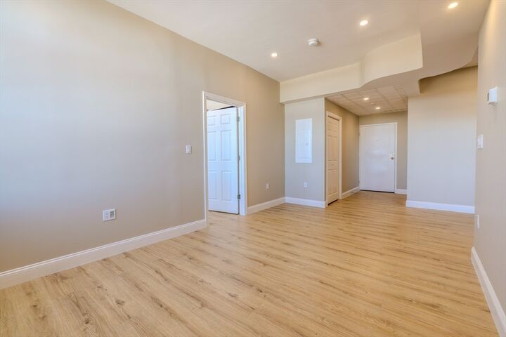 Property Photo: 340 Main St 703 MA 02176