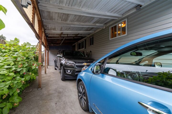 Property Photo:  1128  H Street  WA 98531 