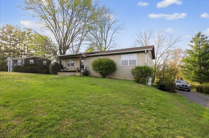 Property Photo:  331 Southwest Circle  KY 42164 