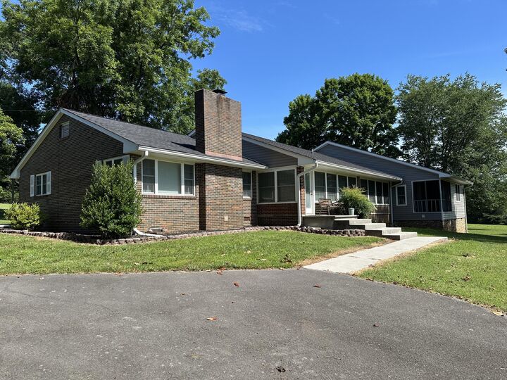 Property Photo: 991 Highway 39 E TN 37329