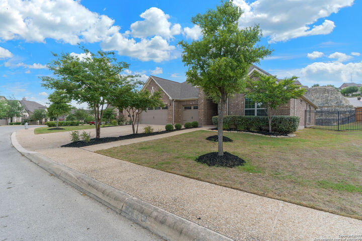 Property Photo: 16910 Sonoma Ridge TX 78255