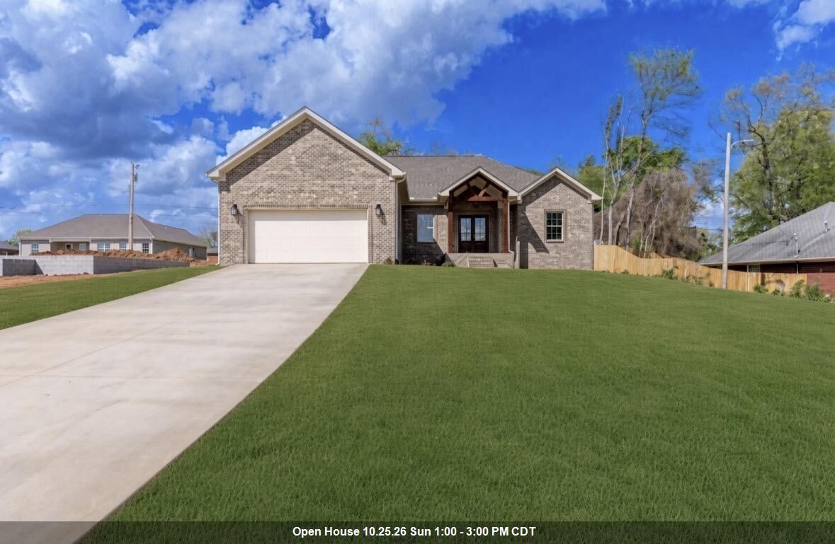 Property Photo:  809 Michigan Ave  AL 35661 