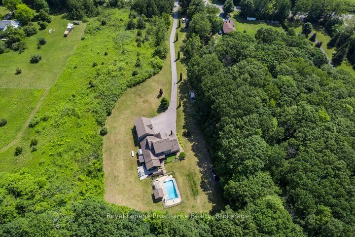 Property Photo: 402 Fiddick Road ON K0K 1H0