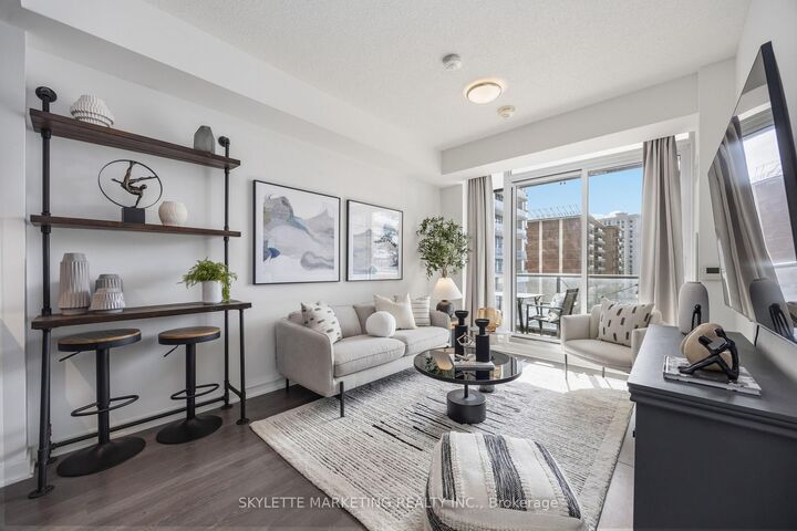 38 Forest Manor Road 414 — photo 1