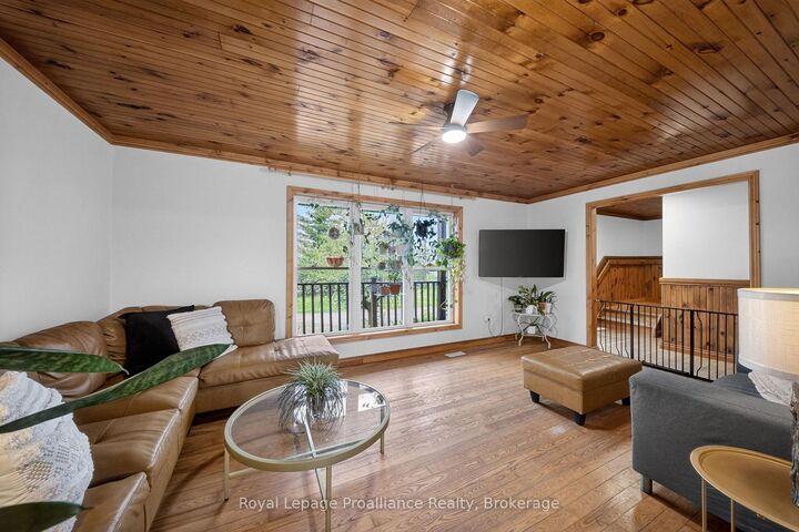 Property Photo: 235 East Hungerford Road ON K0K 3J0