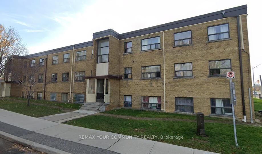 Property Photo:  2645 Keele Street 1A  ON M6L 2P2 