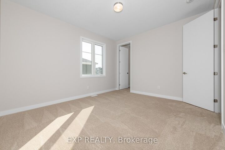 Property Photo:  611 Terrier Circle  ON K0A 2Z0 