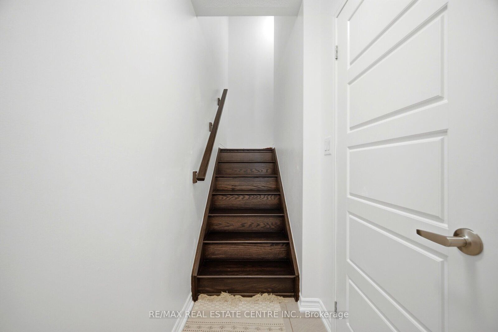 Property Photo:  1273 Hop Place  ON L9E 1S4 