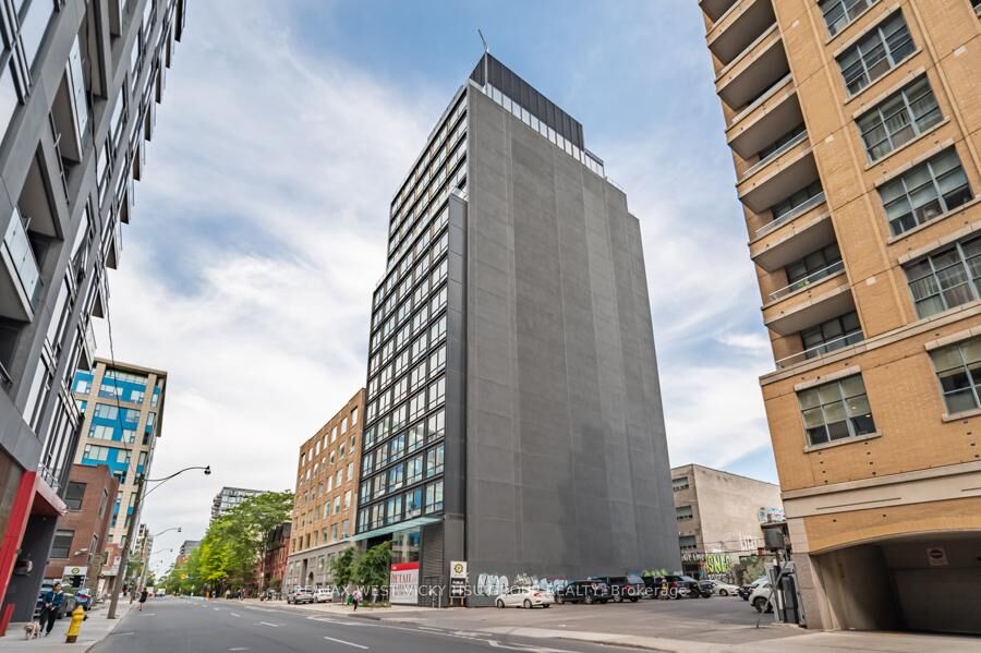 Property Photo:  458 Richmond Street W 806  ON M5V 0S9 