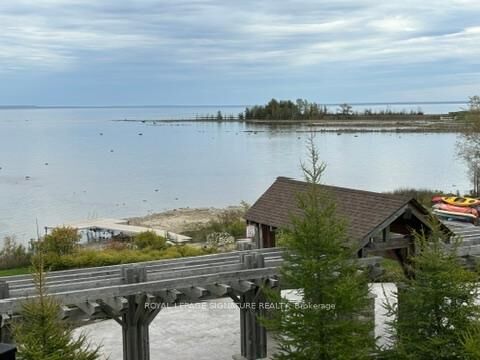 Property Photo:  7 Anchorage Crescent 304  ON L9Y 0Y6 