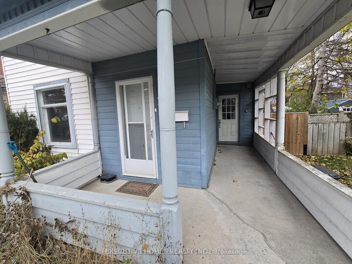 Property Photo:  19 Cedar Street  ON K8P 3L8 