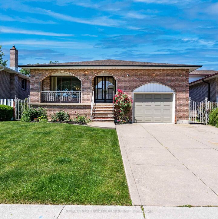 102 Markson Crescent — photo 1