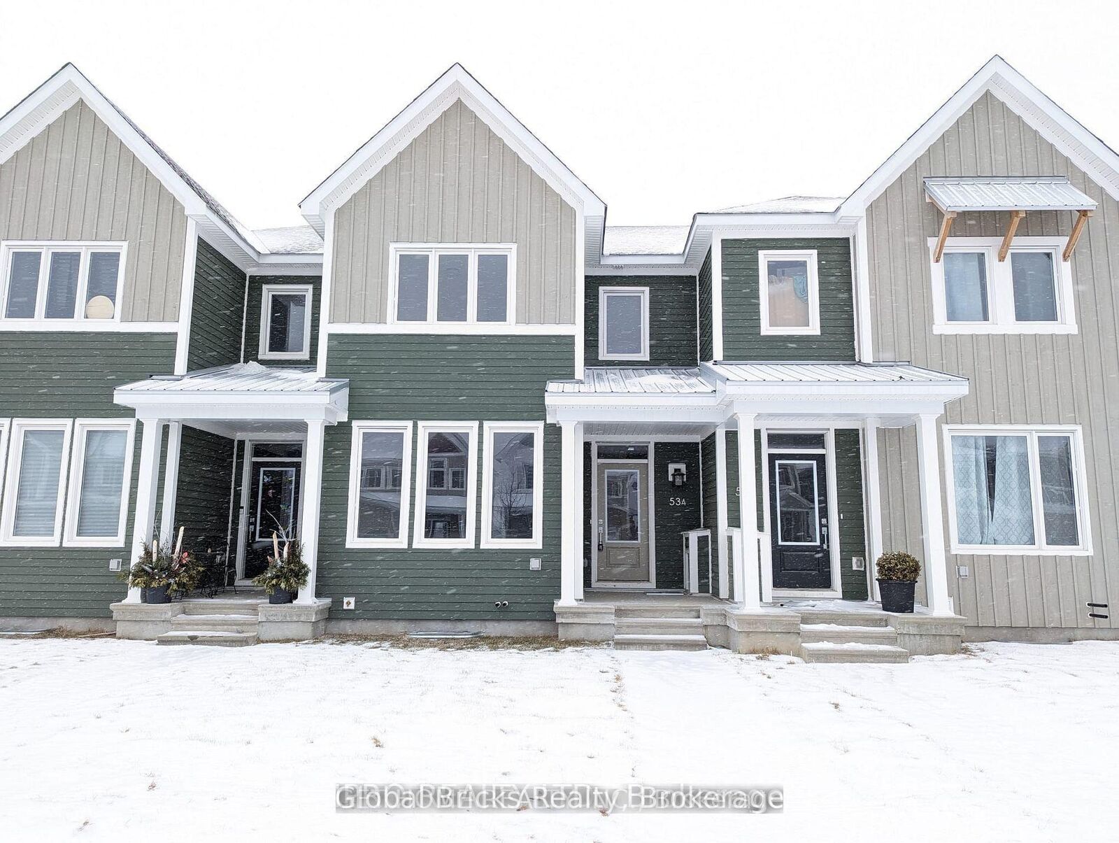 Property Photo:  534 Oldenburg Avenue  ON K0A 2Z0 