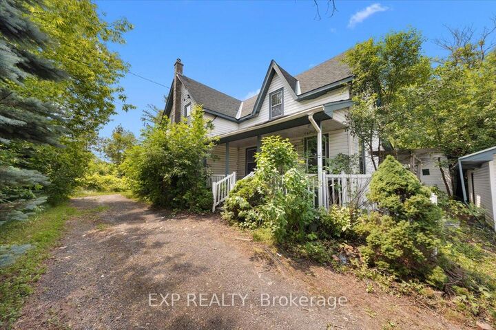 Property Photo: 6889 Snake Island Road ON K4P 1N2