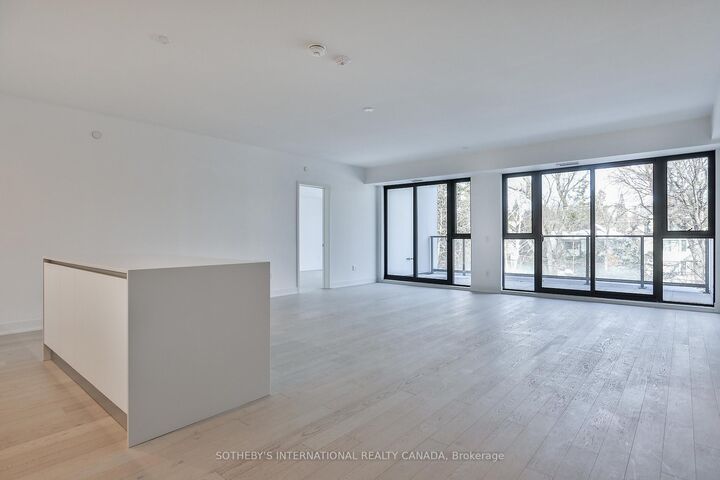 Property Photo: 200 Keewatin Avenue 311 ON M4P 1Z8