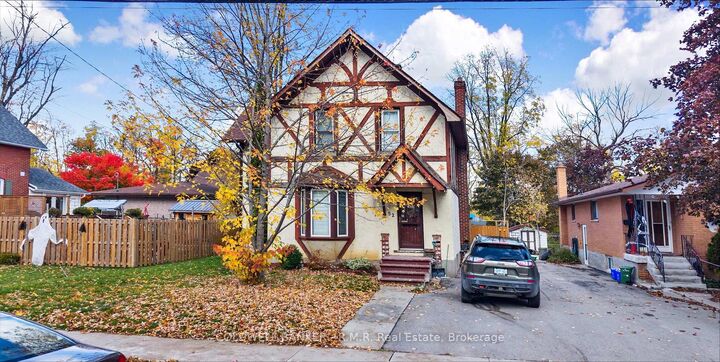 Property Photo: 52 Glenelg Street E ON K9V 1Z3