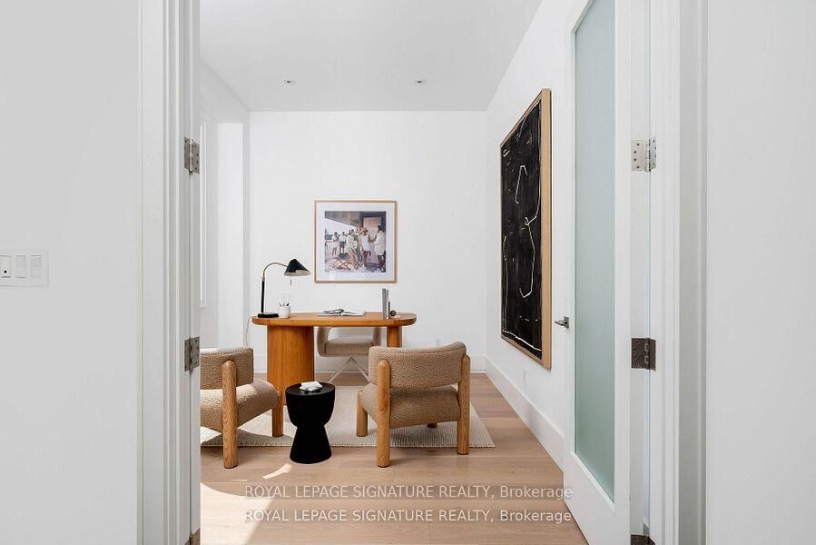 Property Photo: 34 Edgecroft Road ON M8Z 2B6