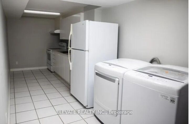 Property Photo:  66 Willowbrook Road Lower  ON L3T 5K8 
