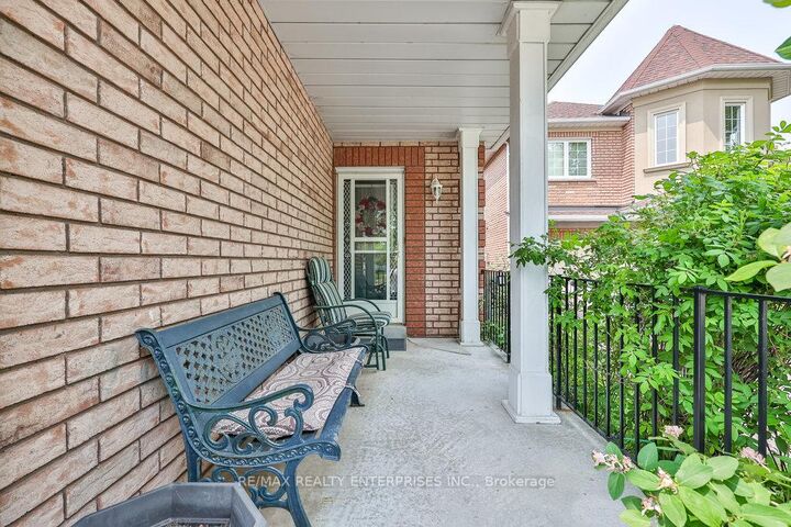 Property Photo: 3 Jack Kenny Court ON L7E 2M5