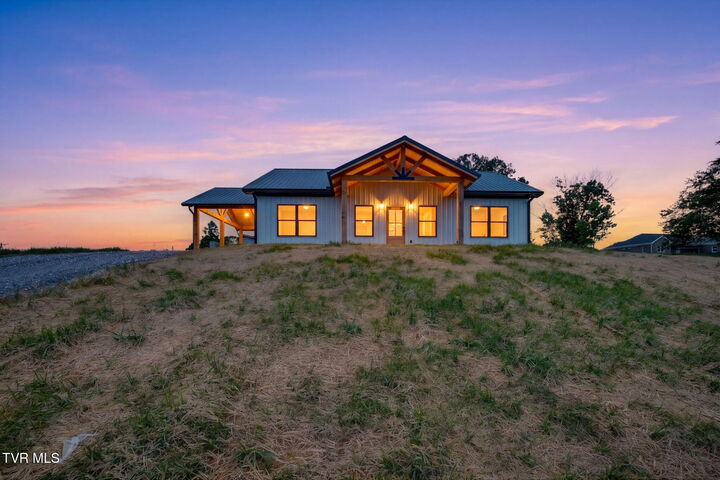 Property Photo: 808 New Beason Well Road TN 37660