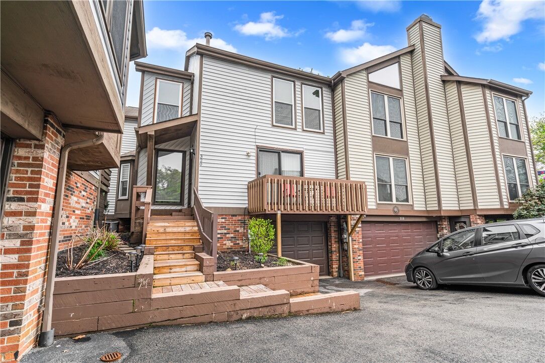 Property Photo: 320 Spring Run Drive PA 15146
