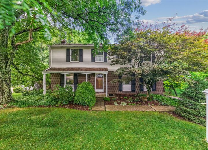 Property Photo:  2104 Berkshire Drive  PA 15146 