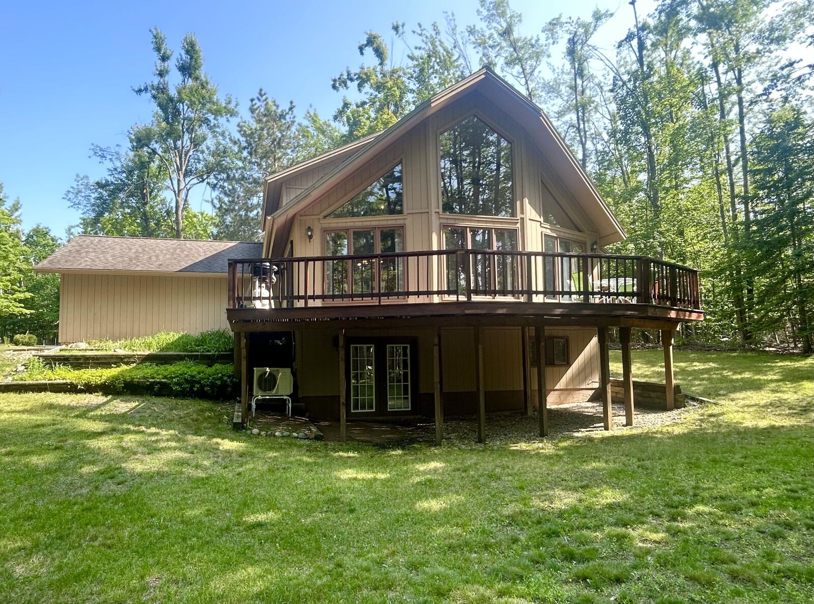 Property Photo:  1610 Chickadee Court  MI 49735 