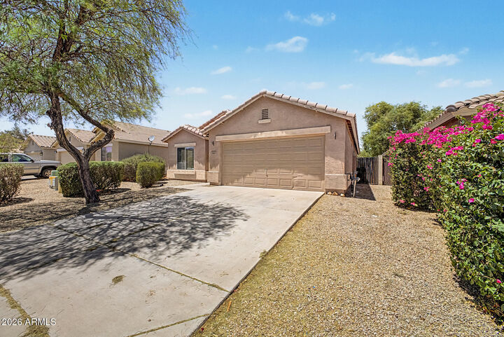 Property Photo:  3162 W Sunshine Butte Drive  AZ 85144 